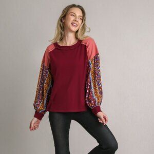 Colorblock Contrast Knit Top with Printed Sleeves - Sangria